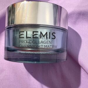 ELEMIS Pro-Collagen Cream in Silver and Blue